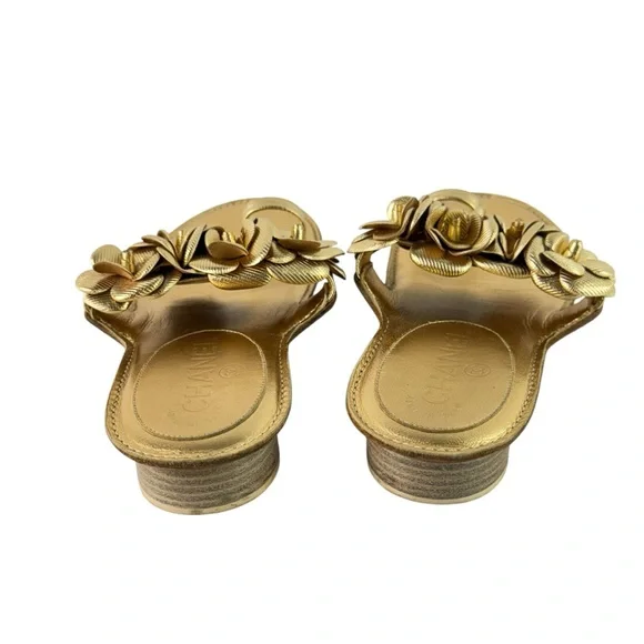 CHANEL Gold Leather Camellia Flower Toe Ring Sandals Made in Italy 36C - 6US - Picture 6 of 14